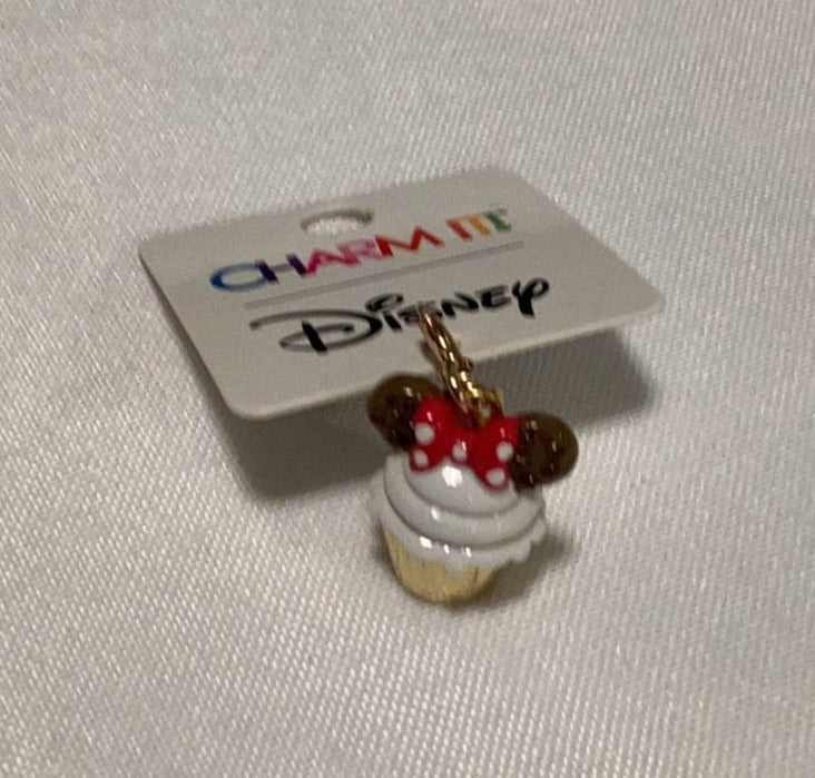 CHARM IT! Mickey and Minnie Mouse