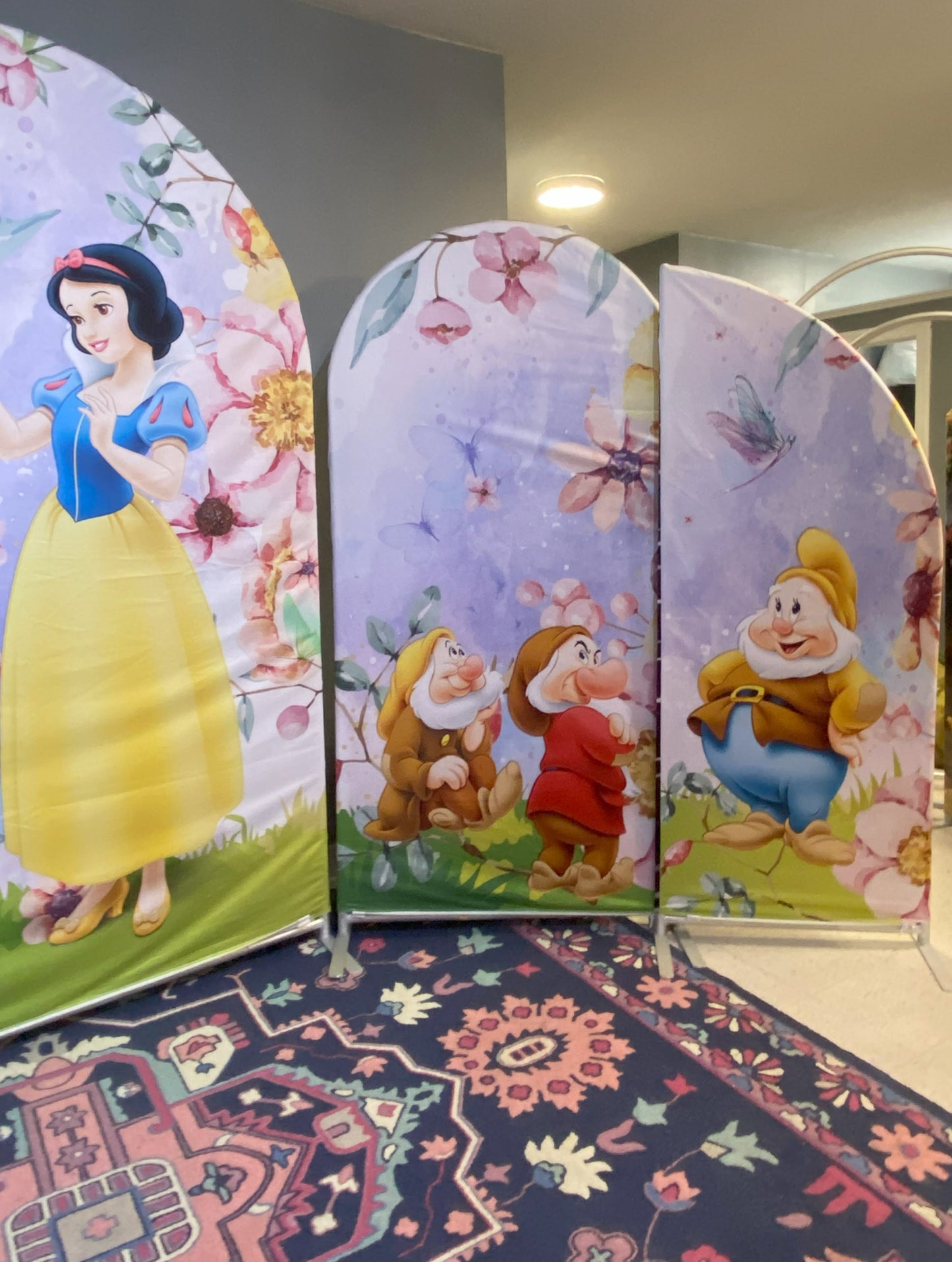 Snow White & the 7 Dwarfs Backdrop Covers